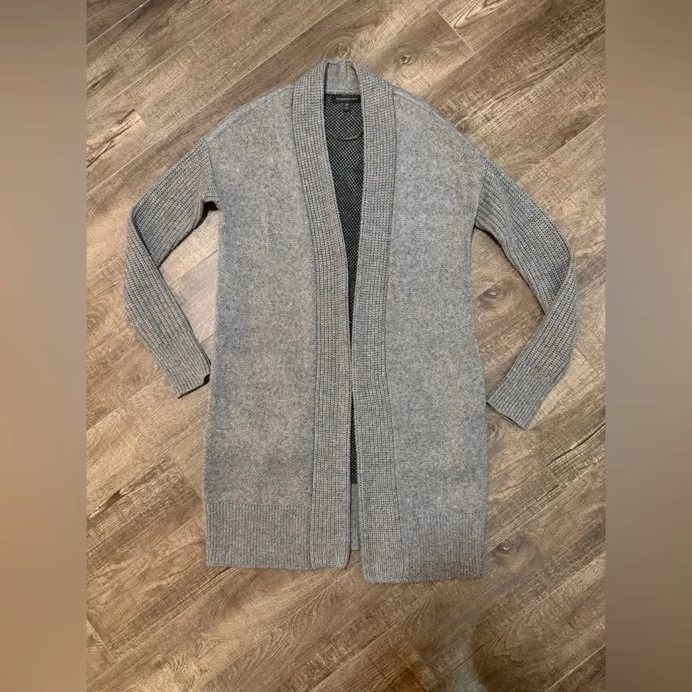 Banana Republic Wolf Cardigan - size XS - Picture 2 of 8